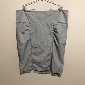 Women’s Plus Ruched Pencil Skirt